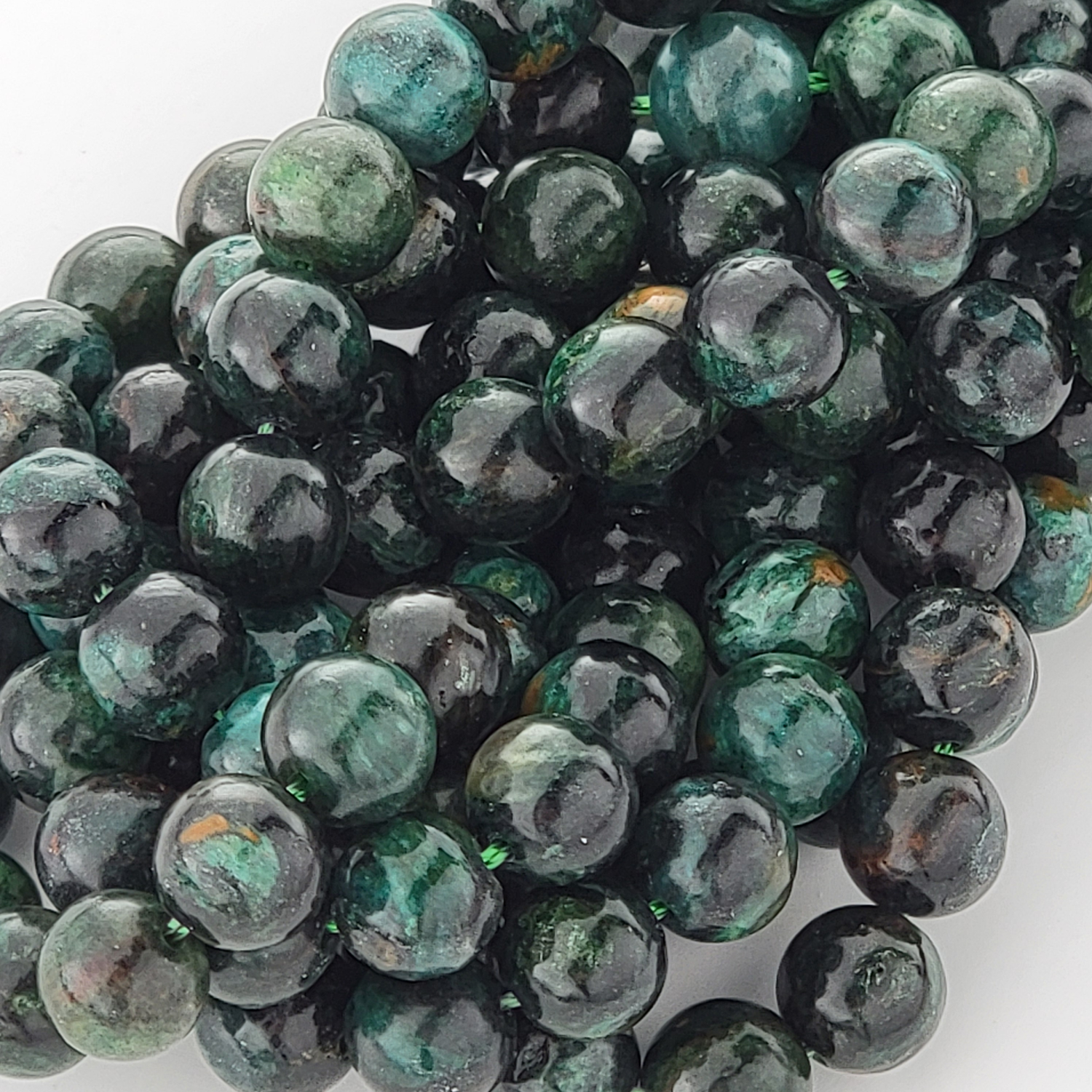 Emerald Level 2 Natural Smooth Round Beads