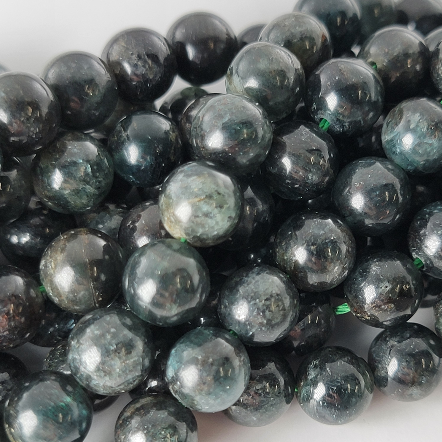 Green Kyanite Natural Smooth Round Beads