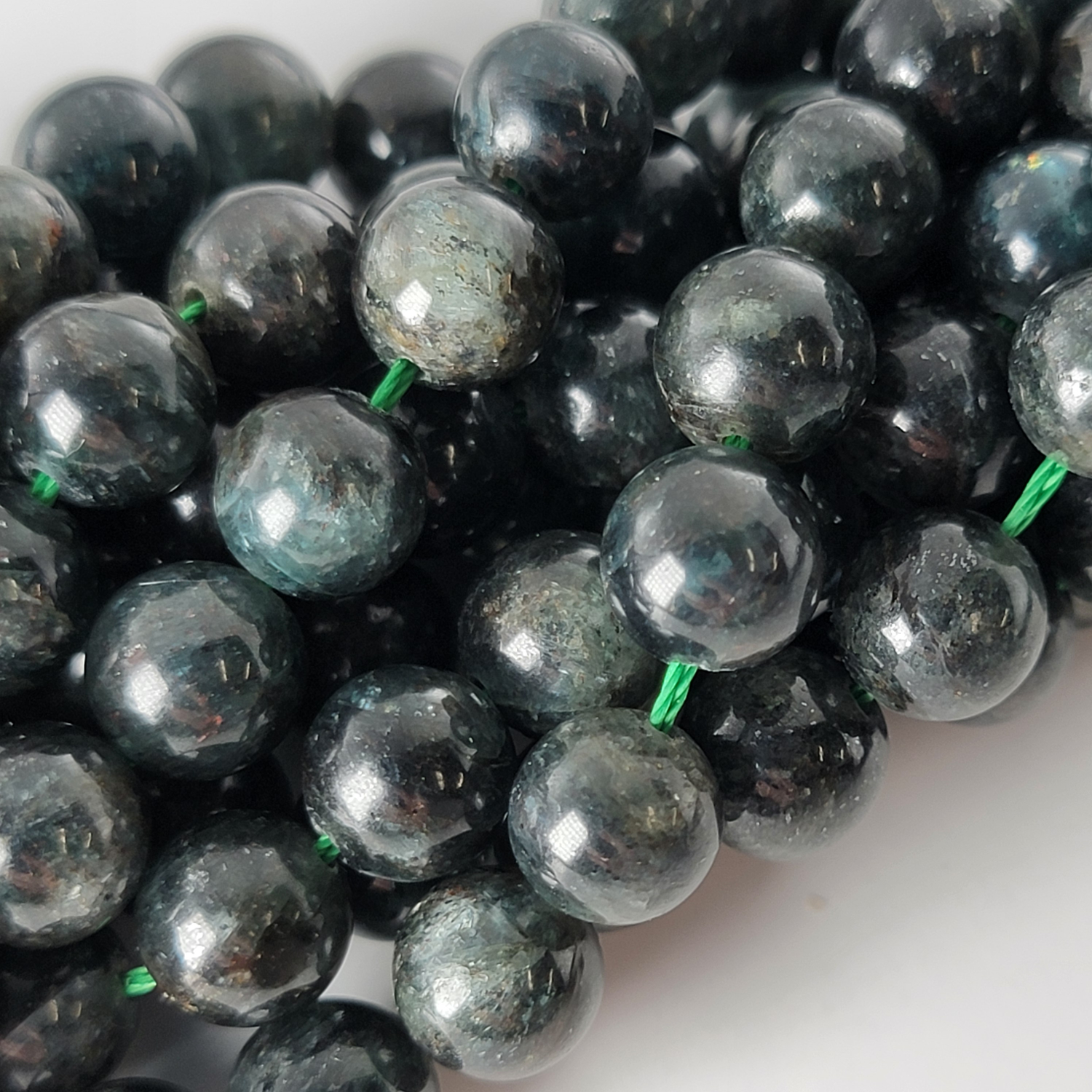 Green Kyanite Natural Smooth Round Beads
