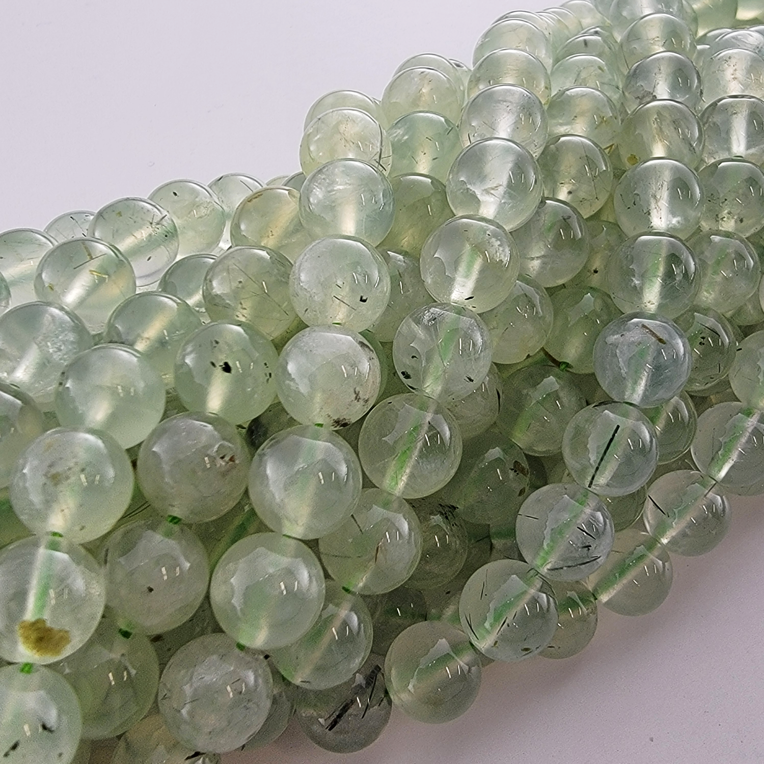 Prehnite Natural Smooth Round Beads