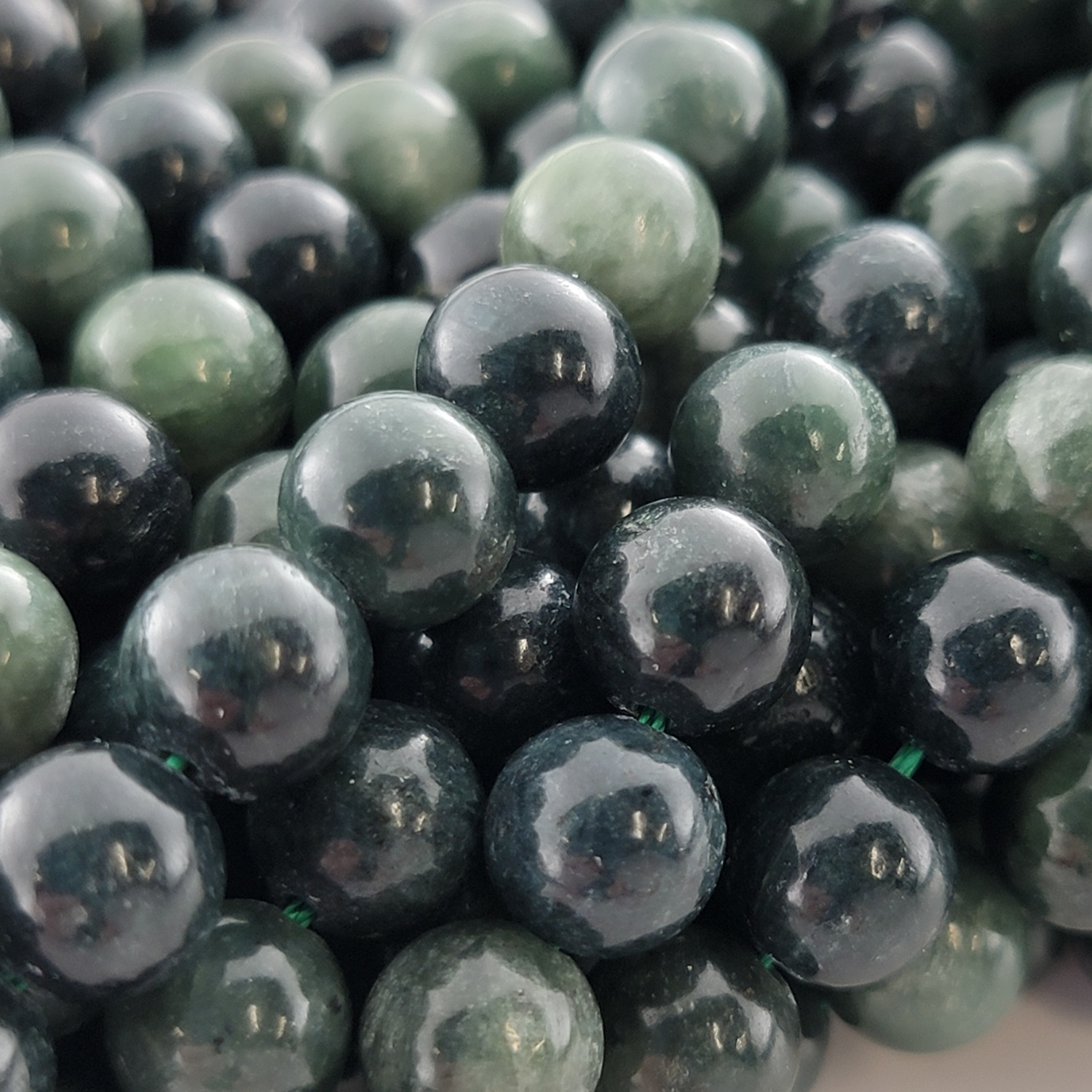 Seraphinite Natural Smooth Round Beads (Clinochlore)