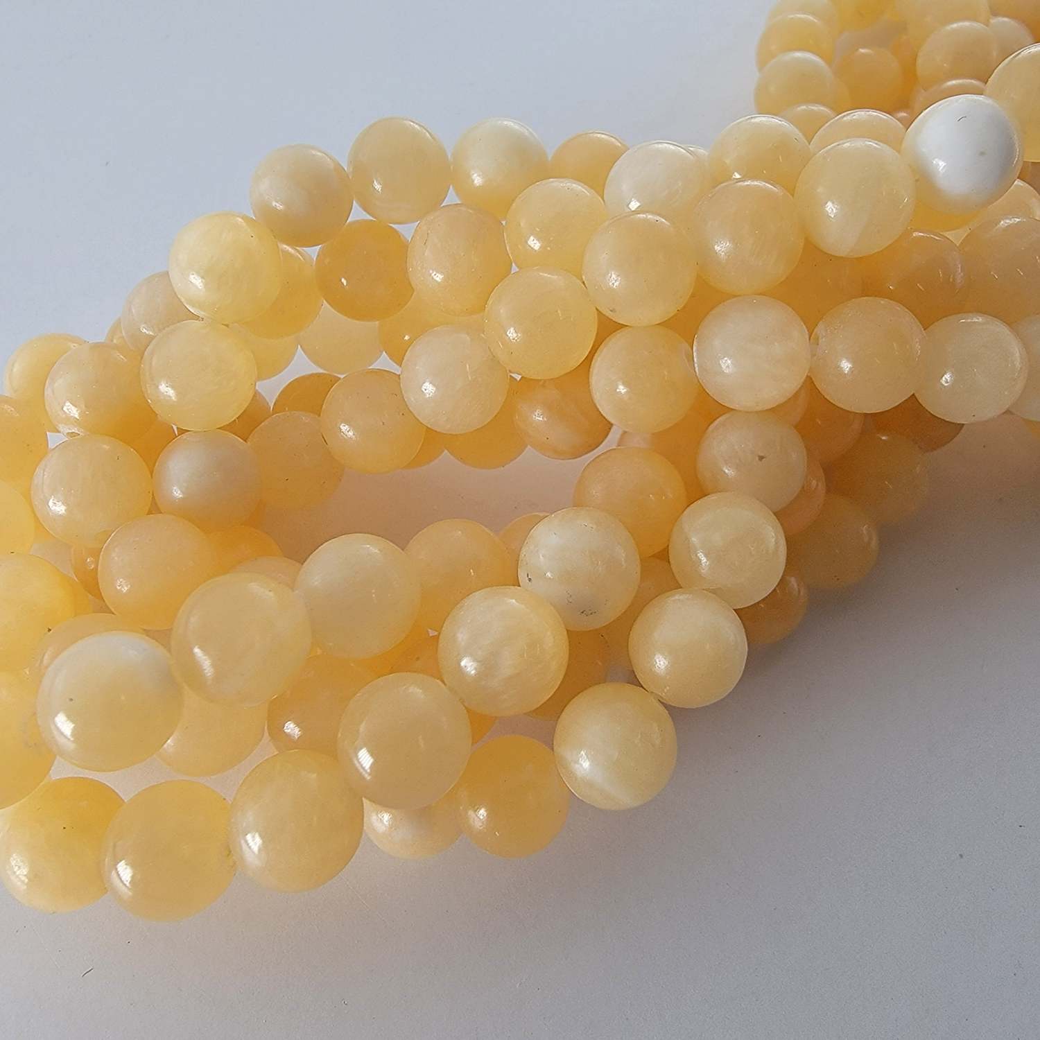 Butter "Yellow Jade" Quartz Natural Smooth Round Beads